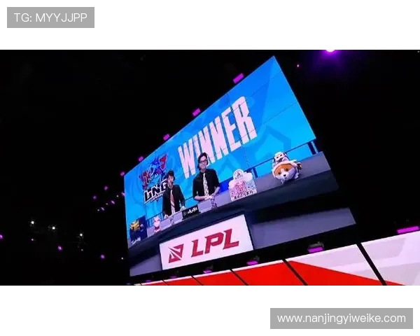 英雄联盟专题深入分析LNG战队的团队配合与战术执行