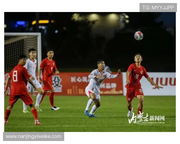 北京足球队耐力变革引发热议球迷期待新赛季的精彩表现与突破